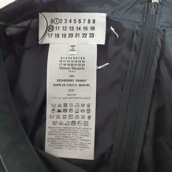 Maison Margiela Minimalist Black Midi Skirt Size 36/ US 4 - Picture 4 of 4